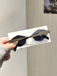 1 PC Women's Retro Geometric Fashion Glasses Lightweight Snug Fit Metal Frame Soft Tinted Lenses Suitable For Outdoor Activities With Glasses Box - Multicolor - View 6