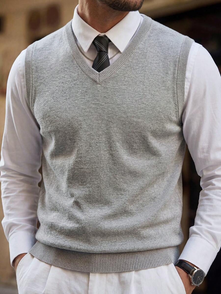 男士V领针织背心，纯色，经典款式，修身版型，百搭长袖上衣