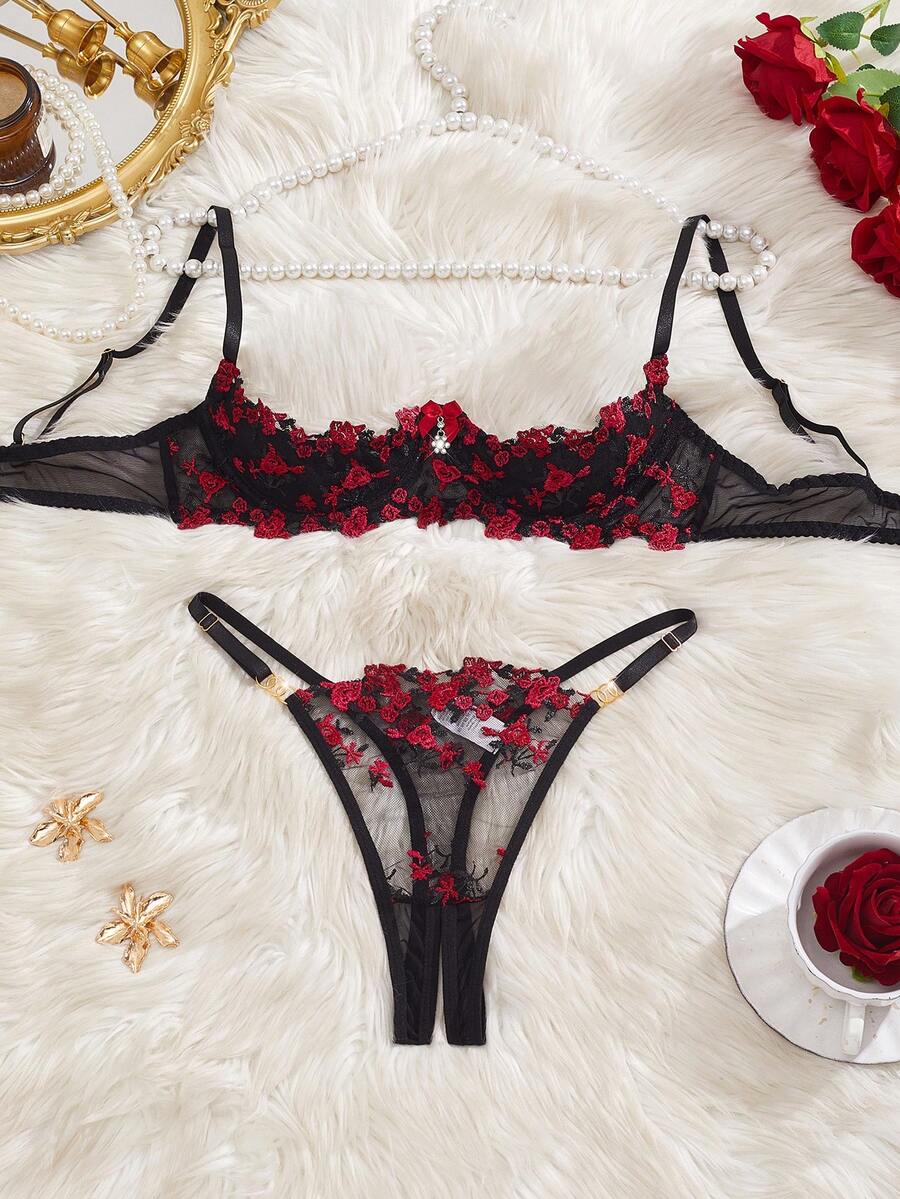 Sexy Black Embroidered Lingerie Set, Minimalist & Elegant Design, Blending Fashion And Charm - Black - View 1