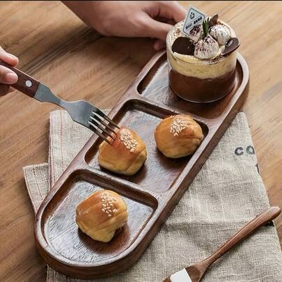 椭圆形檀木托盘，带3个隔层，非常适合盛放零食、蛋糕、面包、水果和茶——是家庭厨房、派对和下午茶聚会的理想之选。