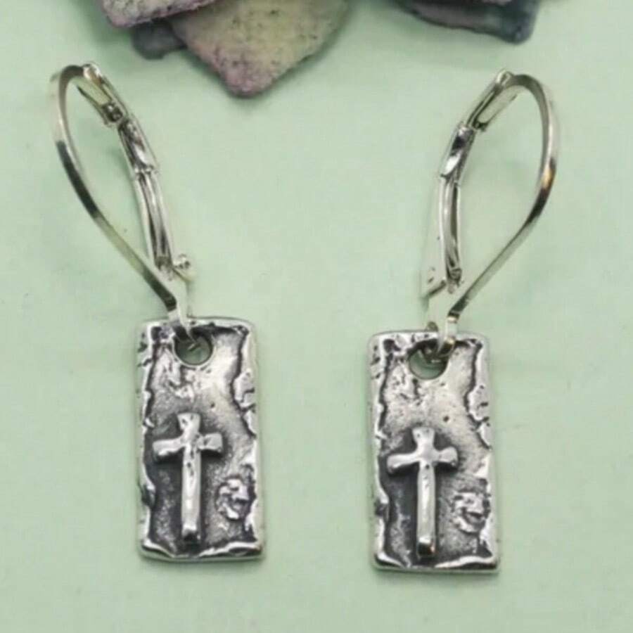Anting Minimalis Vintage "Ingat Aku", Melambangkan Keyakinan, Dibuat dengan Tangan dari Perak, Desain Salib, Cocok untuk Pemakaian Sehari-hari dan Liburan, Pilihan Hadiah yang Luar Biasa - Perak - View 1