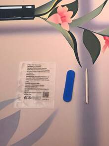 10片装长款尖头手工美甲贴片，适合派对和日常佩戴，黑色和红色美甲贴片，闪亮扑克美甲贴片，长款尖头美甲贴片，闪亮扑克面具水钻酷炫个性美甲贴片，闪亮猫眼美甲贴片，易于佩戴。10片装Y2K手工美甲贴片，闪亮夺目，夏季美甲，夏季风格，适合女孩和女士参加节日派对和日常佩戴。 - 黑色 - 查看 5