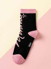 Disney 一双迪士尼官方授权卡通人物袜子，新年和圣诞节礼物袜，经典动画设计，新颖有趣，男女通用情侣袜，是送礼和派对的理想之选 - 彩色 - 查看 8