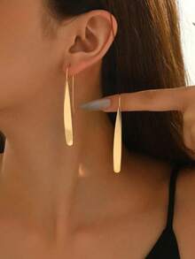 1 Pair Women's Fashion Geometric Rectangular Shiny Earrings, Suitable For Daily Casual Wear - Gold - View 3
