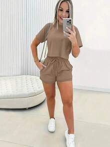 Conjunto de 2 piezas de camiseta y pantalones cortos de unicolor casual para mujer - Marrón Mocha - Ver 1