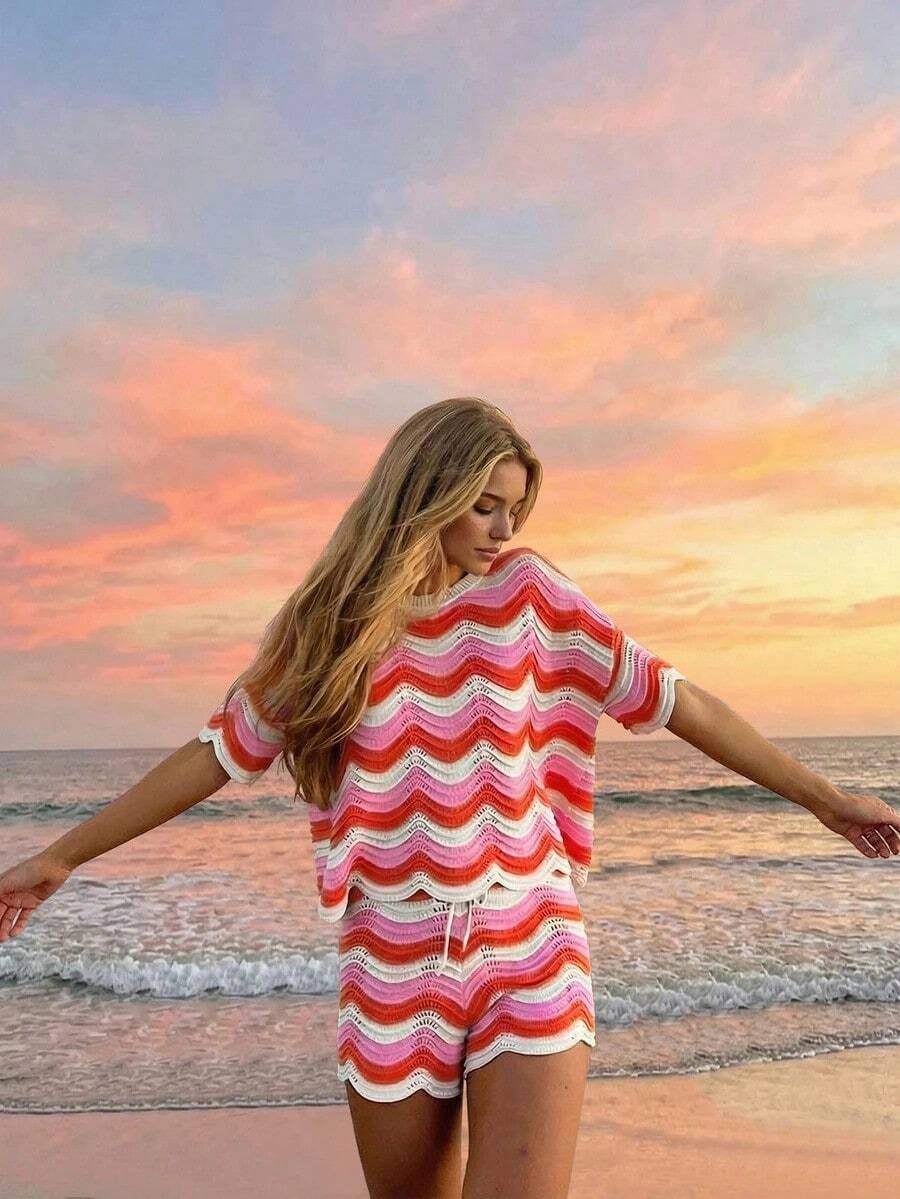 Women's Spring European And American Fashion Hollow Crochet Knit Short Sleeve Top And Casual Shorts 2 Pieces Set Vacation - Nhiều màu - Xem 1