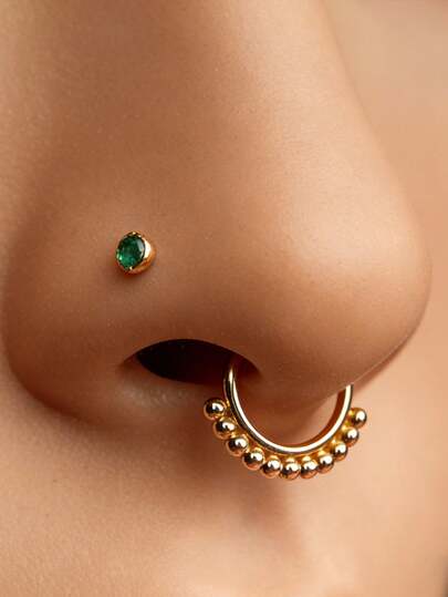 1 chiếc khuyên mũi 18G, thiết kế đính hạt, khuyên mũi bằng thép không gỉ 316L, khuyên septum. Khuyên tai nữ có đường kính trong 8mm/10mm, trang sức vàng và bạc. Móc tai có đường kính dây 1.2mm và có thể đeo ở sống mũi, vành tai, xoắn ốc hoặc sụn tai; cũng có thể đeo như khuyên núm vú.