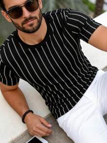 Commuting Light Business Men's Striped T-Shirt Slim Fit Black And White Vertical Stripes Casual Vacation Style Versatile Short Sleeved Top - Black - View 3