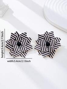 1 par de pendientes de aro con flores 3D exageradas y estampado de rayas para mujeres - Joyería de moda retro audaz para fiestas - Pendientes de flores negras - Ver 3