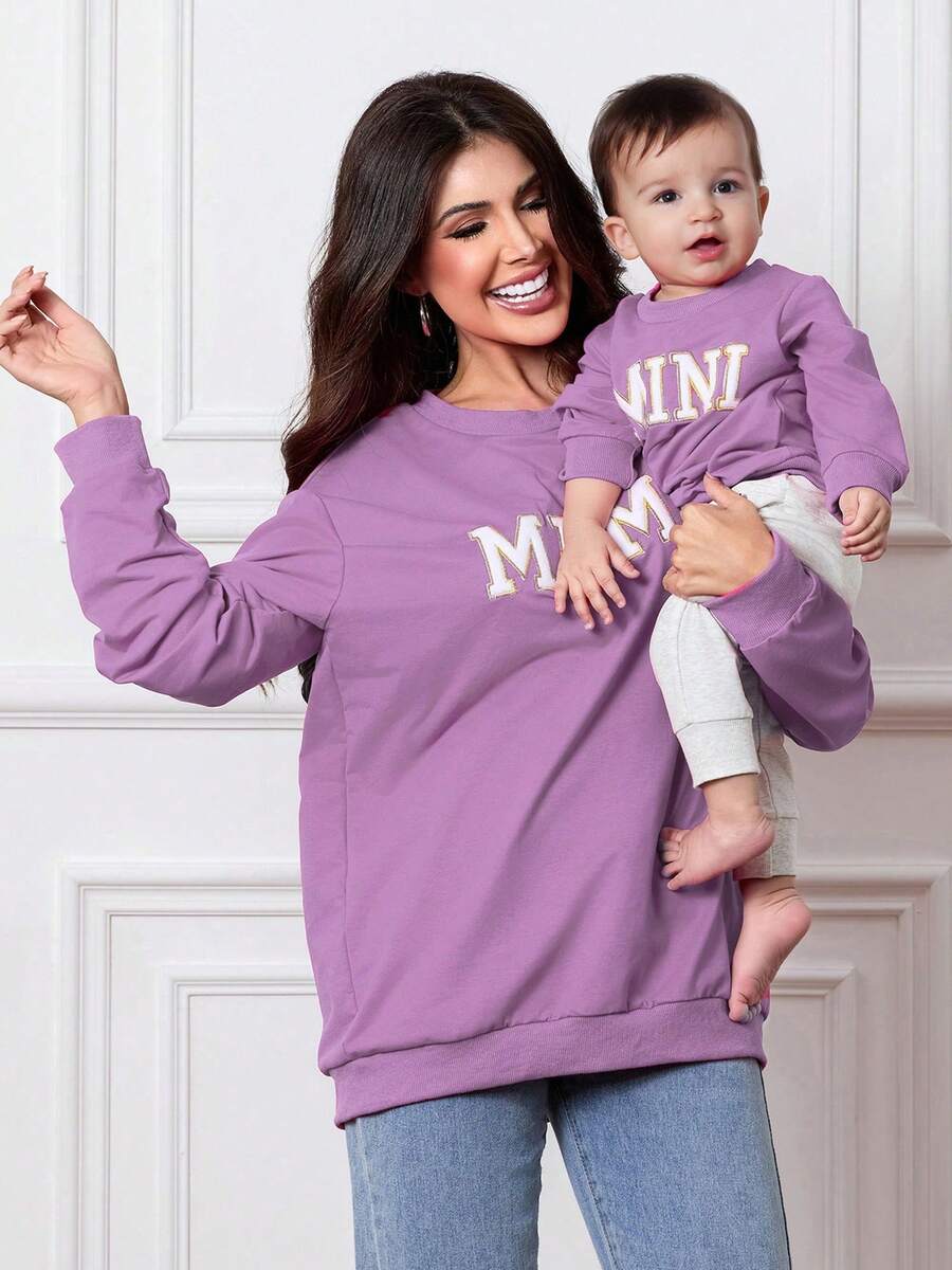 Mommy And Me Matching Outfits Christmas/Halloween Sweatshirts Family Matching Xmas Clothes Long Sleeve Crewneck Mama/Mini Letter Print Sweatshirts Pullover Tops Winter Fall Clothes - 紫丁香色 - 查看 1