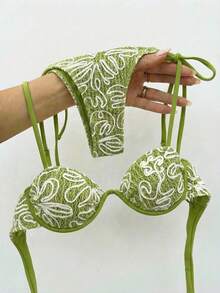 Conjunto de bikini de ganchillo bordado para mujer, con sujetador con aros y Bottom con lazos laterales, para un look de playa elegante en vacaciones de verano - Verde - Ver 1