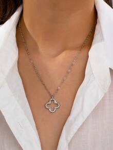 这款时尚、优雅、简约、精致的镀金四叶草项链，镶嵌水钻，设计独特，个性十足，适合日常佩戴，是女士的精致配饰，也是婚礼、母亲节、闺蜜的最佳礼物。 - 銀色的 - 查看 2