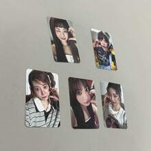 1 tấm lịch ảnh nhóm nhạc nữ 26 tuổi, hàng thủ công dành cho fan Kpop, bưu thiếp in hai mặt. - Nhiều màu - Xem 2