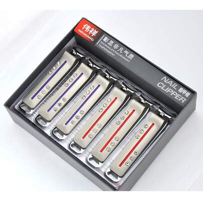  Weixiang 1pc Extra Wide Crescent Blade Nail Clippers, Sharp Stainless Steel Curved Edge Nail Cutter With Built-In Nail File, Bling Rhinestone Decor Anti-Slip Handle Professional Fingernail Toenail Trimmer, Manicure Pedicure Tool For Home Travel Daily Use