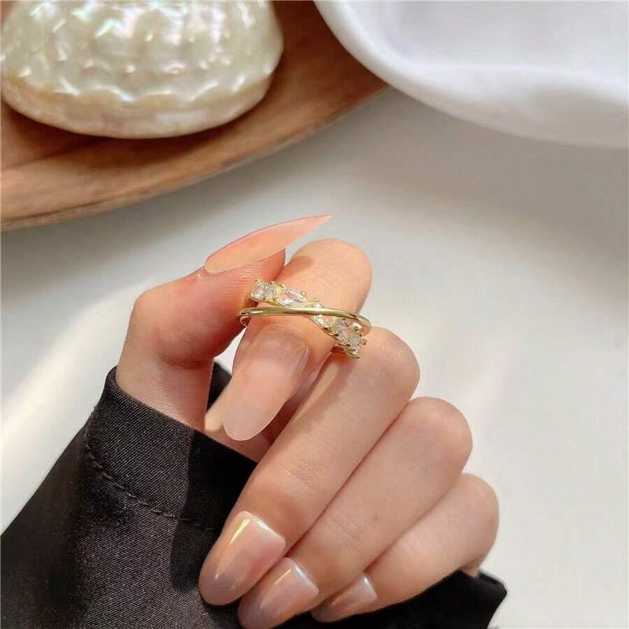 1枚锆石开口戒指，简约奢华设计，百搭叠戴戒指 - 金色 - 查看 1