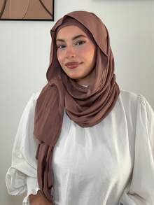 1件装系带式速戴针织头巾。柔软透气，不易起球，系带式设计——舒适百搭的穆斯林日常头巾，适合所有季节，佩戴方便，造型百变。 - 彩色 - 查看 9