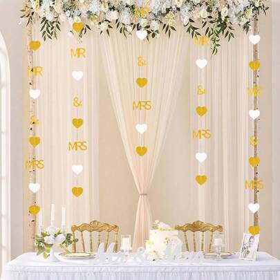 一套金色心形吊坠背景装饰套装，适用于婚礼、周年纪念、拍照道具、节日装饰、周年庆典、室内/室外装饰、节日装饰