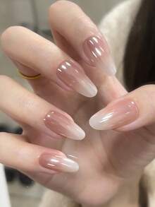 30片壓克力美甲貼片 杏仁形/溫柔透明漸層美甲藝術 乾淨性感風格 適合日常工作、校園、約會等多用途 長效裸色美甲 - 彩色 - 查看 5