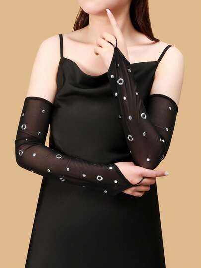 2026新款春夏蕾丝透视袖套，时尚简约设计，适合婚礼、派对、演出等场合，透气舒适。