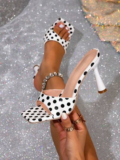 Giày sandal cao gót chấm bi mùa hè 2026 mới, kiểu dáng tối giản, đa năng, đế mỏng, thích hợp cho cả váy và chân, cỡ lớn.