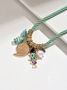 1件时尚波西米亚风项链，饰有海洋元素吊坠——合金鱼、扇贝、海星、海螺、巴洛克仿珍珠等。绳状主体，适合女性在海滩度假、街头佩戴，百搭实用。 - 彩色 - 查看 9