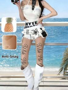 1 đôi tất nữ in chữ gợi cảm, chất liệu mỏng nhẹ, chống xước, tạo cảm giác như màu da trần, thích hợp cho kỳ nghỉ biển, phong cách ngọt ngào và mát mẻ khi hoạt động ngoài trời. - Màu be - Xem 6