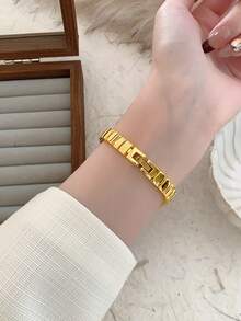 1件時尚創意百搭小巧個性女款橢圓石英手錶 橢圓簡約錶盤 貝殼錶盤 適合日常佩戴 - 金色 - 查看 6