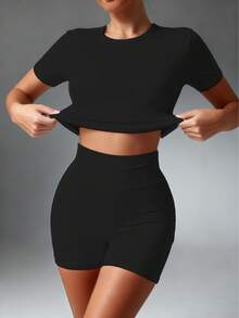 Casual Women Two Piece Outfit Short Sleeve Round Neck Tee With Shorts Knitted Fabric Set Medium Stretch - 黑色 - 查看 2
