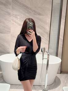 杏色褶皱盒式晚宴包，配奢华水晶链，适合派对、正式场合、舞会、毕业典礼、新娘、聚会、婚礼等场合。 - 杏色 - 查看 11