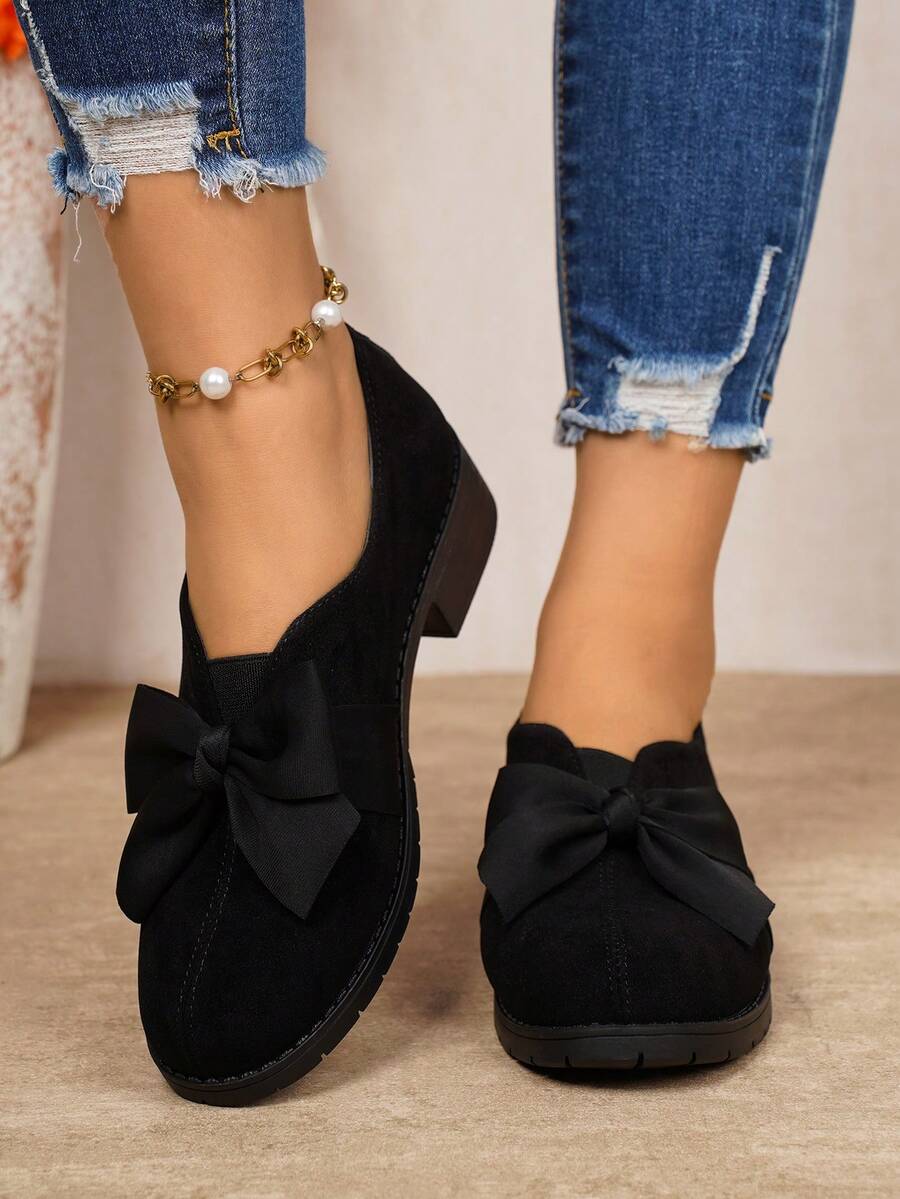 Mocassins Casuais Femininos Minimalistas, Confortáveis, Versáteis e Retrô, Novos Modelos com Elástico no Colarinho, Forro Respirável e Design de Laço, Fácil de Calçar, Adequados para Todas as Estações - Preto - Visão 1