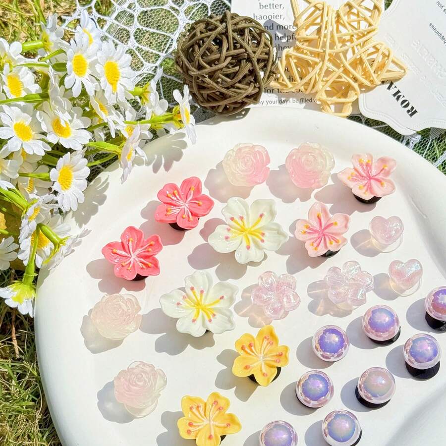 24pcs/Set Multi-Color Big & Small Flower, Pearl Shoe Clips, Suitable For Sandals, Slippers, Beach Shoes, Garden Shoes, DIY Accessories - Multicolor - View 1