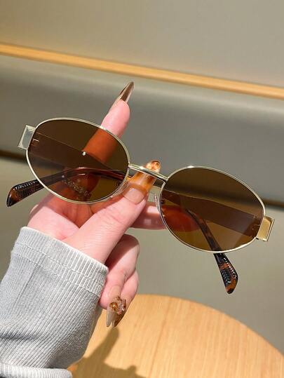 1 Pair Retro Oval Fashion Glasses, Women's Small Metal Frame Fashionable Glasses, Beach Accessories, Women's Glasses, Basic Autumn/Winter Outfit, Business Casual, Summer Beach Vacation, Outdoor Travel Gift, Retro Oval Frame, Outfitting, Back To School Season