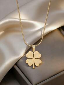 1pc Classic Minimalist 18K Gold Plated Stainless Steel Snake Bone Chain Necklace With Four-Leaf Clover Pendant, Suitable For Women's Daily And Holiday Wear - Gold - View 7