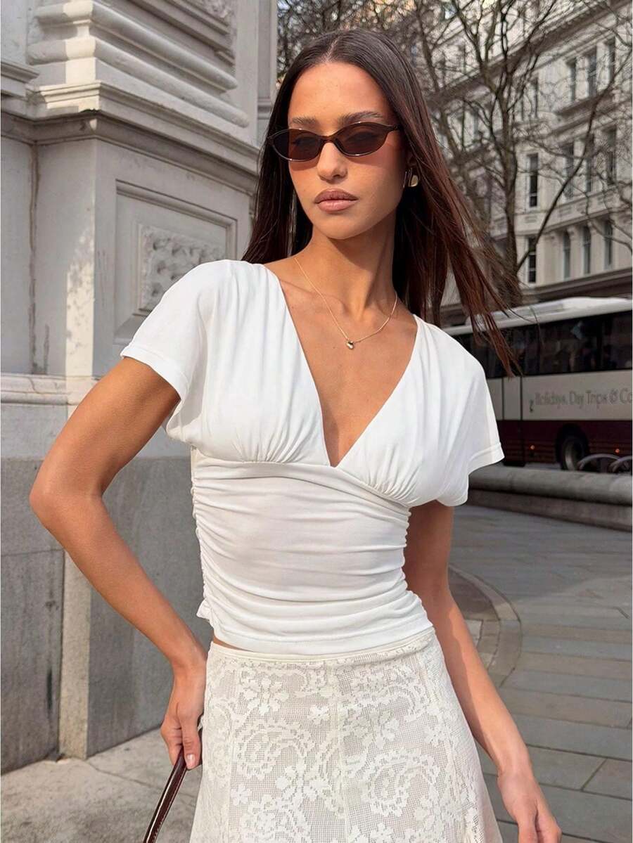 Y2K Women's 2-In-1 Solid Color Convertible Crop Top, Halter Off Shoulder Back Tie Ruched Self-Cultivation Top For Club Party - White - View 1