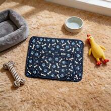 Washable Digital Printed Pet Dog Pee Pads, Reusable, Suitable For Sleeping And Playing, Designed For Dog Training. Absorbent Leak-Proof Pad Suitable For Postpartum Care, Non-Slip, And Great For Use In Pens, Crates And Training - Royal Blue - View 8