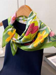 1. Khăn choàng mỏng bằng satin in họa tiết cổ điển thanh lịch dành cho nữ, chất liệu giả lụa, phong cách Bohemian retro giản dị, có thể dùng làm khăn quàng cổ hoặc khăn choàng vai, nhẹ và thoải mái, thích hợp cho mặc hàng ngày và đi chơi vào mùa xuân và mùa hè. - Nhiều màu - Xem 1