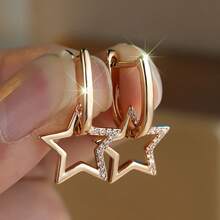 Vanel 1 Pair Elegant Rose Gold Star Pendant Hoop Earrings, Inlaid With Cubic Zirconia, Fashionable Earrings Suitable For Daily Wear And Parties - Golden Yellow-white - View 1