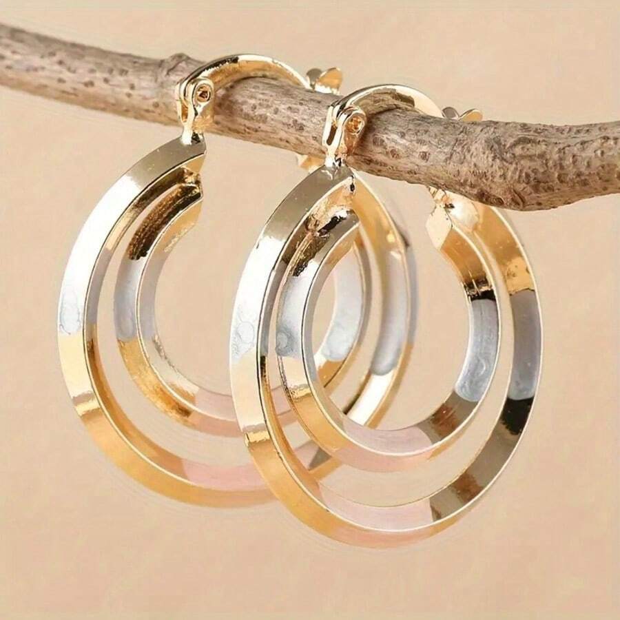 Minimalist Elegant Hollow Round Hoop Earrings, Versatile Accessory For Women, Suitable For Daily, Dating, Gifting For Holidays And Birthdays - Gold - View 1