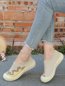 Van Skr 2026春夏新款针织网面女鞋，软底轻便一脚蹬，学生/通勤透气鞋 - 米黃色 - 查看 5