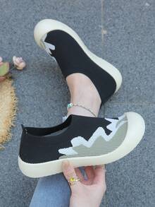 新款透气舒适针织网面女鞋，软底套脚休闲乐福鞋，学生及通勤日常穿着 - 黑色 - 查看 3