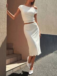 Bộ đồ nữ thường ngày 2 mảnh - Áo lệch vai bất đối xứng và chân váy dài ngang gối, màu trơn, thích hợp cho kỳ nghỉ xuân/hè, đi biển, dạo phố thời trang, đi chơi thường ngày, lễ hội và các dịp khác. - Vàng nhạt - Xem 6