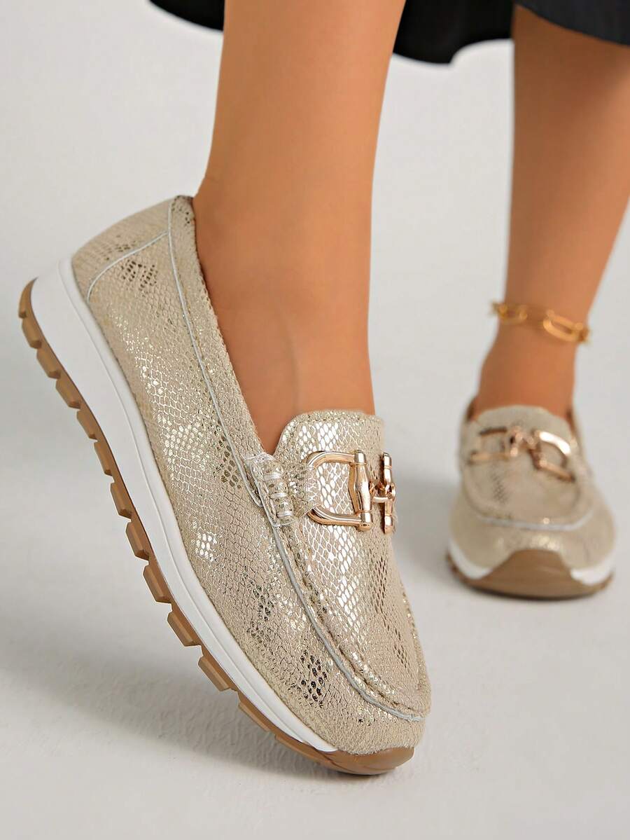 Metal Chain Decor Slip-On Shoes, Fashionable Women's Loafers, Retro British Style, Comfortable Casual/Work Wear - Gold - View 1