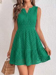 PRETTYGARDEN Women's Summer Dress Sleeveless V Neck Eyelet Cutout Swinging A-Line Flowy City Walks Wedding Guest Graduation Beach Vacation Sun Dress - 深綠色 - 查看 3