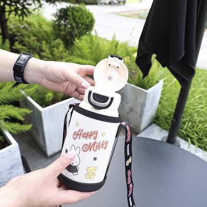  MIFFY 火星系列 550ml 带保护套，男女童皆宜，可爱卡通红黑撞色不锈钢水瓶，双盖设计，日式卡哇伊风格 316 真空保温瓶，保温保冷，防漏便携，配有吸管和直饮两种方式，可调节肩带，适合上学、户外运动、日常使用，苹果星图案设计美观，TK Ins 2026 开学季必备礼物