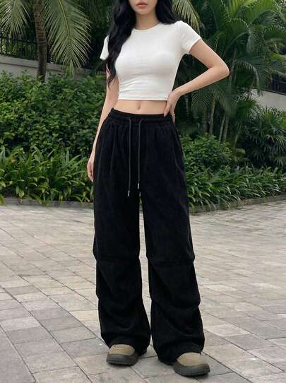 Rikumo 女士休闲街头风褶裥宽松灯芯绒裤，印花图案，弧形裤脚，适合秋冬季节和开学季，大码黑色