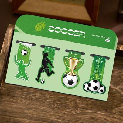 FIFA Set de 4 marcapáginas magnéticos de fútbol - Diseño de jugador de fútbol verde y negro, trofeo de oro e ilustración de fútbol, regalo perfecto de regreso a la escuela para estudiantes y lectores, útiles escolares de tema de fútbol, papelería duradera