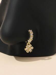 1个20克花朵吊坠鼻环，锆石花朵吊坠鼻圈饰品，适合女性作为圣诞节、万圣节、情人节、生日礼物或日常佩戴。 - 銀色 - 查看 1