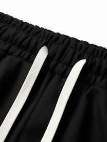 Quần short cargo cạp chun, rộng rãi và thoáng khí. - màu đen - Xem 4