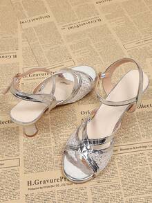 1. Sandal cao gót nữ thời trang hở mũi, thoáng khí, phối lưới, kiểu dáng cổ điển, quai tròn, khóa cài, màu bạc. - Bạc - Xem 4