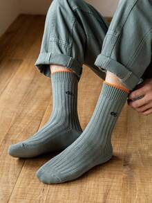1 par de calcetines de rodilla de estilo retro con bloques de color, calcetines holgados de punto grueso con bordado de letras, calcetines deportivos de estilo callejero unisex con algodón transpirable, calcetines versátiles de ropa de trabajo para primavera y otoño - Multicolor - Ver 14
